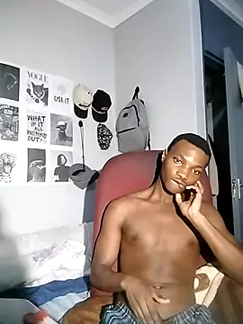 Snapshot of Lue3333 chatting on April 2026 12:44:02 AM Lue3333 online show from April 2026 12:44:02 AM