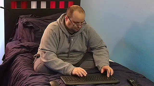 lefty15242 online show from February 2025 04:46:01 PM