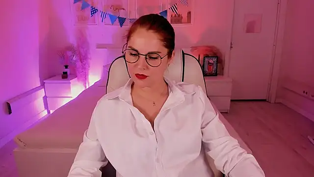 Ellis Foxy online show from October 2025 03:57:02 PM