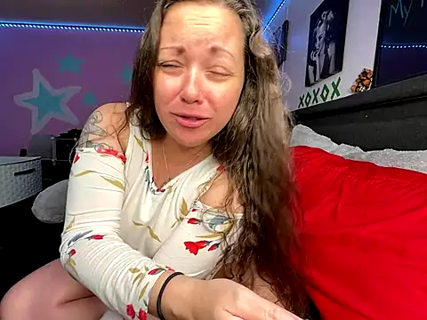 AngelSinz69 online show from October 2025 05:32:01 AM