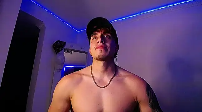 strongboy  online show from December 2024 04:30:02 AM