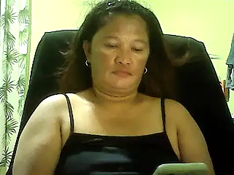 Snapshot of hott_scarlett chatting on January 2025 11:37:02 AM hott scarlett online show from January 2025 11:37:02 AM