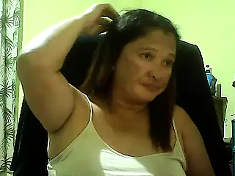 Snapshot of hott_scarlett chatting on March 2025 01:19:02 PM hott scarlett online show from March 2025 01:19:02 PM