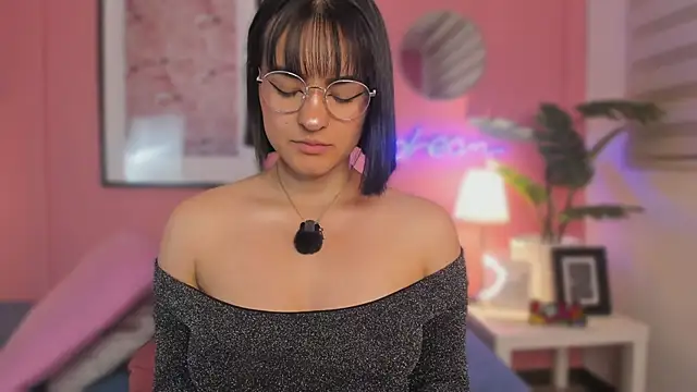 SoySaraa online show from December 2025 06:19:01 AM