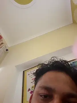 Snapshot of limtguys chatting on November 2025 07:25:01 AM limtguys online show from November 2025 07:25:01 AM