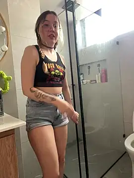 Snapshot of Darling_XXX chatting on December 2024 07:08:02 PM Darling XXX online show from December 2024 07:08:02 PM