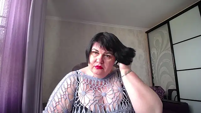 JuicyLady Di online show from June 2026 08:20:02 AM