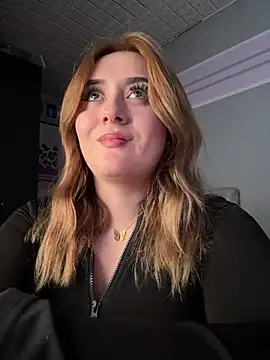 Snapshot of Sam_Thompsoon_ chatting on February 2025 06:33:01 PM Sam Thompsoon online show from February 2025 06:33:01 PM