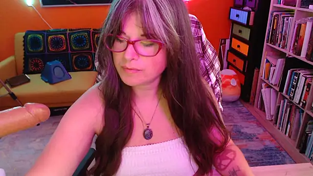 TheLenaAdams online show from November 2025 05:35:01 PM