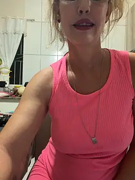 RAIRAsexy online show from April 2026 01:01:02 AM