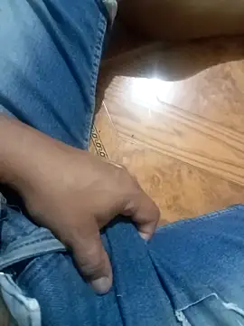 Vulckano43 online show from October 2025 05:13:01 PM