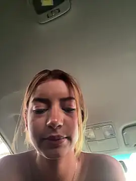 Snapshot of belaa_1 chatting on April 2026 07:58:02 PM belaa 1 online show from April 2026 07:58:02 PM