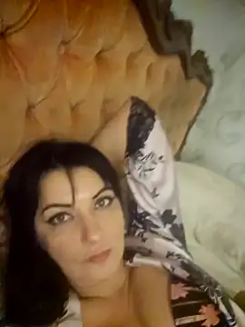 Snapshot of Flo_Sandra chatting on January 2025 08:25:02 PM Flo Sandra online show from January 2025 08:25:02 PM