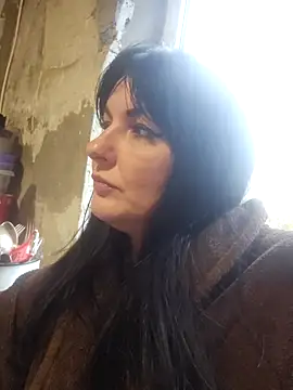 Flo Sandra online show from October 2025 01:12:01 PM