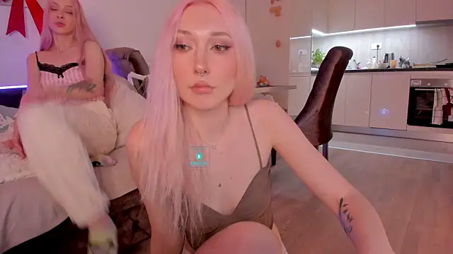 AlexRoseLiRed online show from December 2024 02:31:02 AM