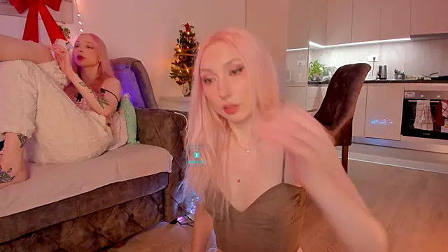 AlexRoseLiRed online show from December 2024 12:00:01 AM