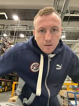 danicohoney online show from October 2025 08:06:02 PM