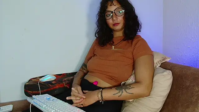 myamillor online show from April 2026 10:23:02 PM