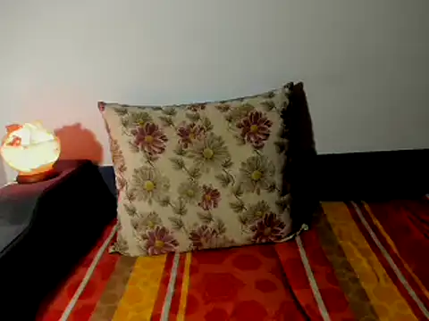 AliceisHome online show from December 2024 05:16:01 AM