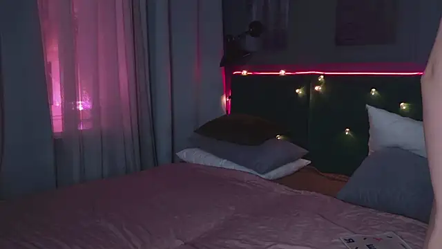 So audrey online show from December 2024 05:53:02 AM