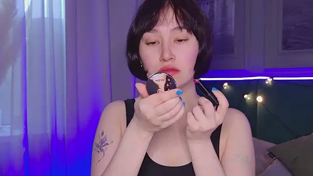 So audrey online show from February 2025 05:43:02 AM