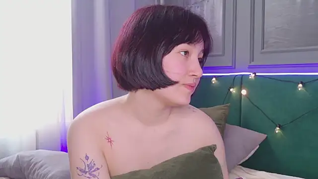 So audrey online show from February 2025 09:21:01 AM