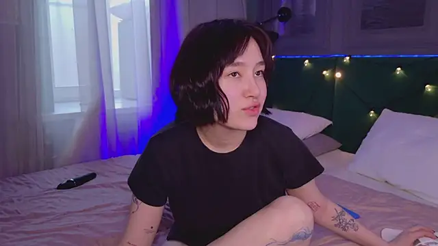 So audrey online show from March 2025 09:06:02 AM