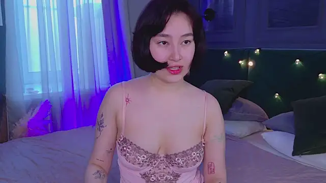So audrey online show from March 2025 05:45:02 AM