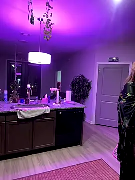 BigFineSelena online show from December 2025 10:33:01 AM