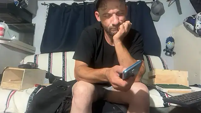 goodick4u28 online show from May 2026 06:32:01 AM
