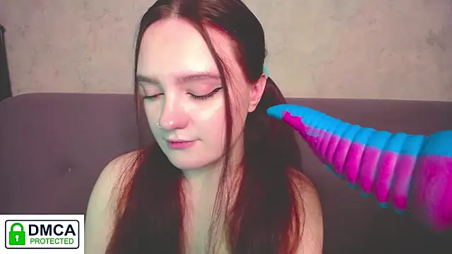 Alyssa   Scarlet online show from November 2025 02:33:01 AM