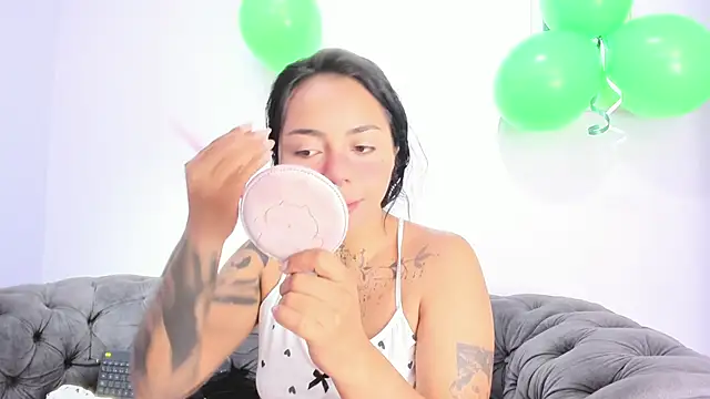 miss soffi  online show from March 2026 12:32:01 PM