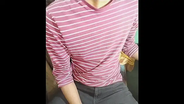 Snapshot of vampynik chatting on December 2025 08:07:02 PM vampynik online show from December 2025 08:07:02 PM