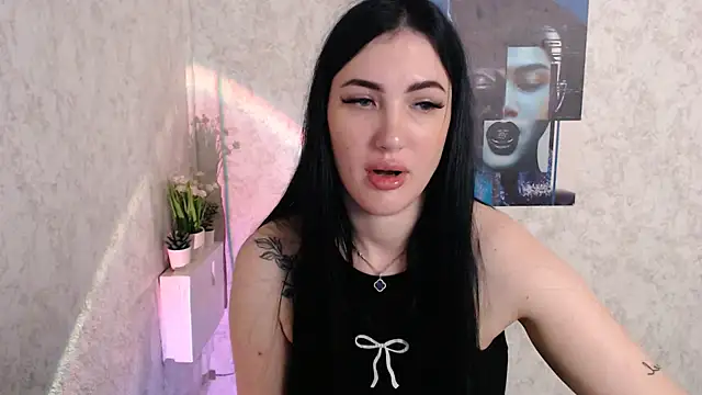 MisssShy  online show from October 2025 03:06:02 AM