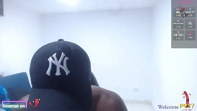 blackdrey18 online show from October 2025 01:39:01 AM