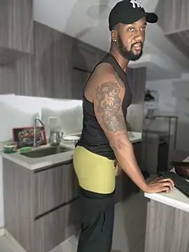 blackdrey18 online show from October 2025 02:18:02 PM