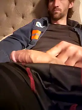 Snapshot of lewis7869 chatting on March 2025 11:29:02 AM lewis7869 online show from March 2025 11:29:02 AM