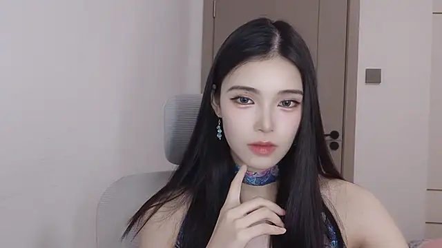 Tibbie-66 online show from April 2026 10:47:02 AM