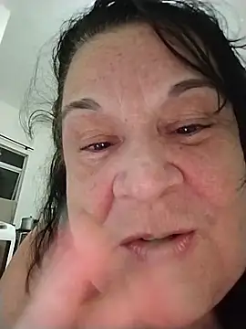 Yaya Mineira online show from May 2026 12:07:01 AM