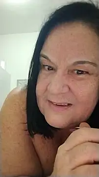 Snapshot of Yaya_Mineira chatting on July 2026 02:05:17 AM Yaya Mineira online show from July 2026 02:05:17 AM