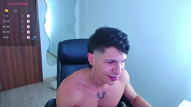 Snapshot of harrisoncuper chatting on March 2026 10:13:02 PM harrisoncuper online show from March 2026 10:13:02 PM