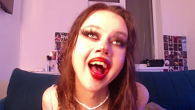 ursula davis online show from December 2024 06:35:01 PM