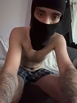 Snapshot of KcCumz19 chatting on November 2025 02:30:01 PM KcCumz19 online show from November 2025 02:30:01 PM