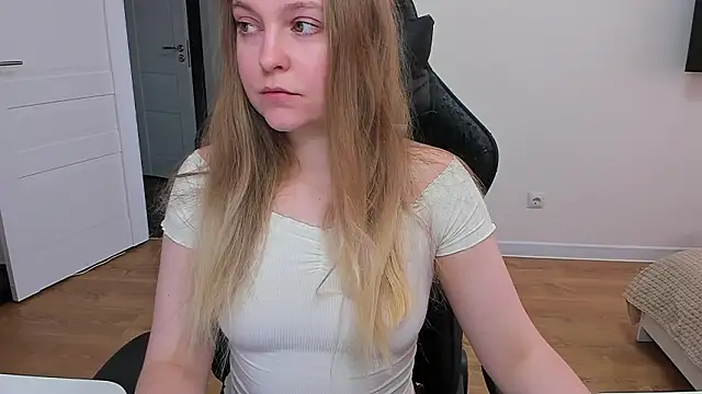 Snapshot of stacy_miracle chatting on February 2026 02:15:02 PM stacy miracle online show from February 2026 02:15:02 PM