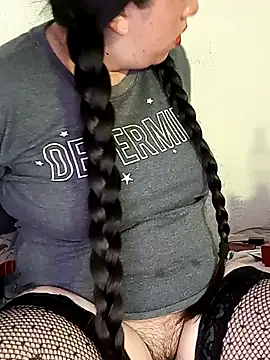 AntoneellaF online show from November 2025 05:57:01 PM