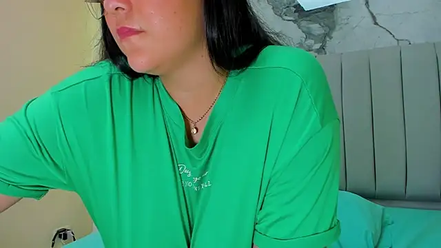 MAGIEVANS1 online show from March 2025 03:40:01 PM