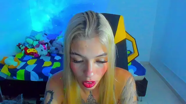 Snapshot of barbiee_05 chatting on March 2026 12:56:02 AM barbiee 05 online show from March 2026 12:56:02 AM