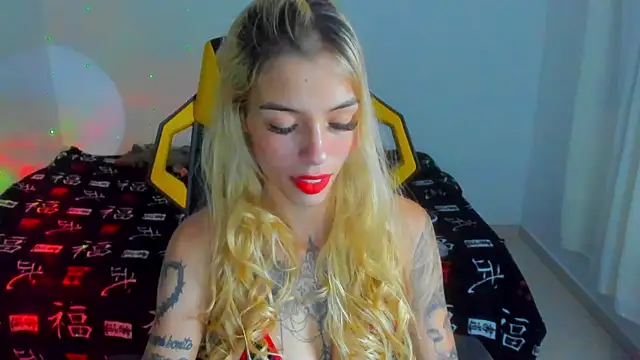 Snapshot of barbiee_05 chatting on May 2026 11:55:02 PM barbiee 05 online show from May 2026 11:55:02 PM