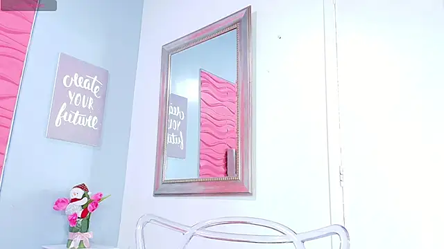 Snapshot of _Valeria_Brown chatting on December 2024 02:38:02 PM  Valeria Brown online show from December 2024 02:38:02 PM