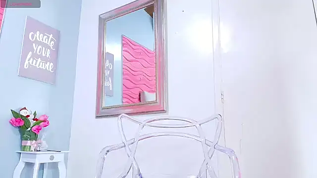 Snapshot of _Valeria_Brown chatting on December 2024 07:28:01 AM  Valeria Brown online show from December 2024 07:28:01 AM